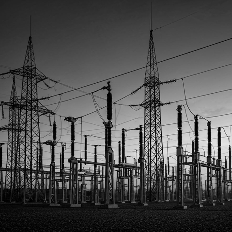 Pylônes et poste haute tension